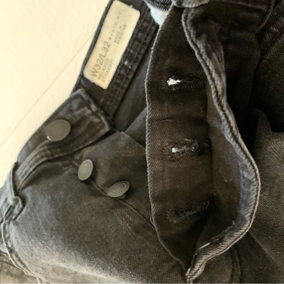 Demin & Co. Black 4 button down fly jeans. Relaxed straight jeans. Sz 12-14 - Picture 7 of 12